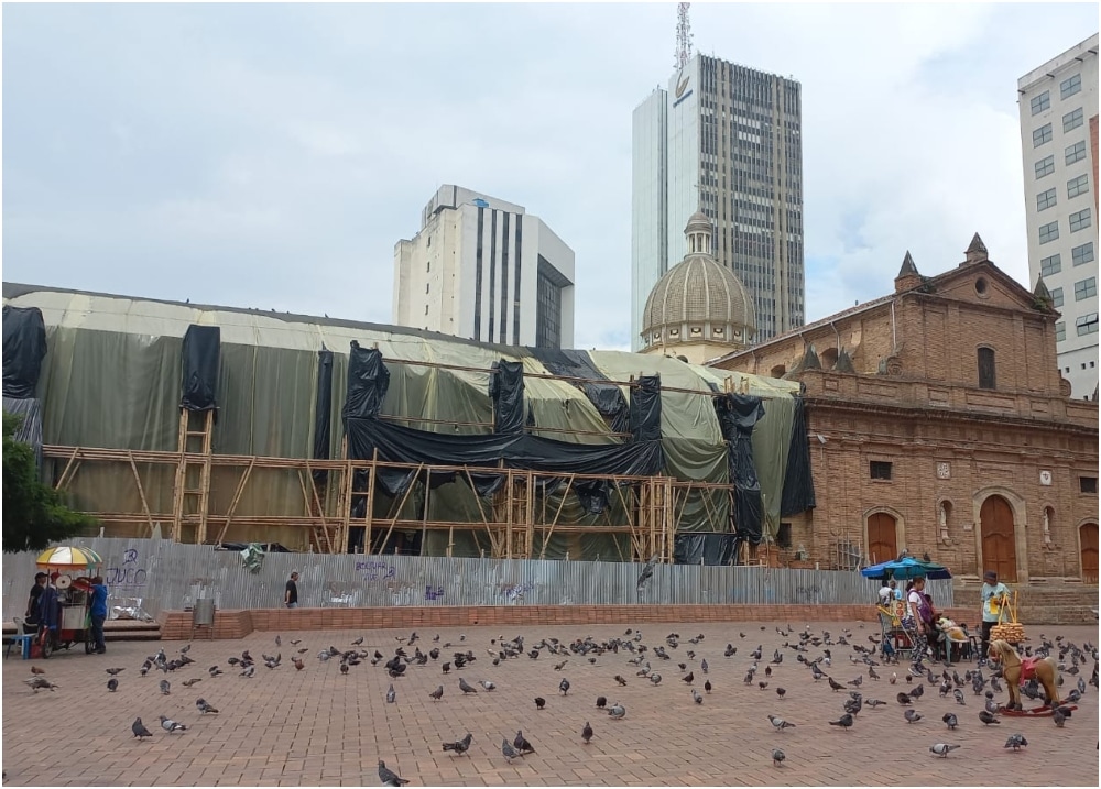 Hace Un Ano Se Dano Y Nada Que Arreglan La Historica Iglesia San Francisco En Cali.jpg