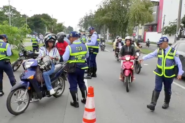 Calenos Morosos Por Multas De Transito.jpg