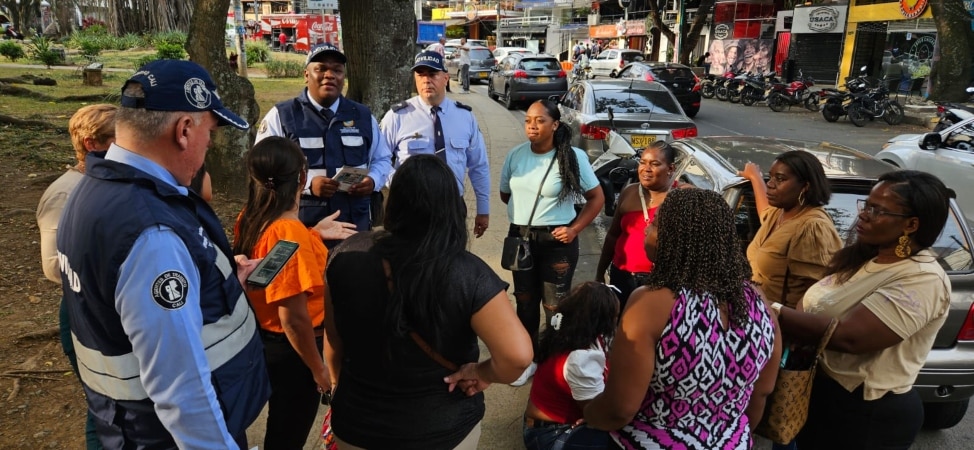 Agentes De Movilidad Realizaron Realizaron Jornada Para Promover El Cumplimiento De Las Normas De Tr.jpg