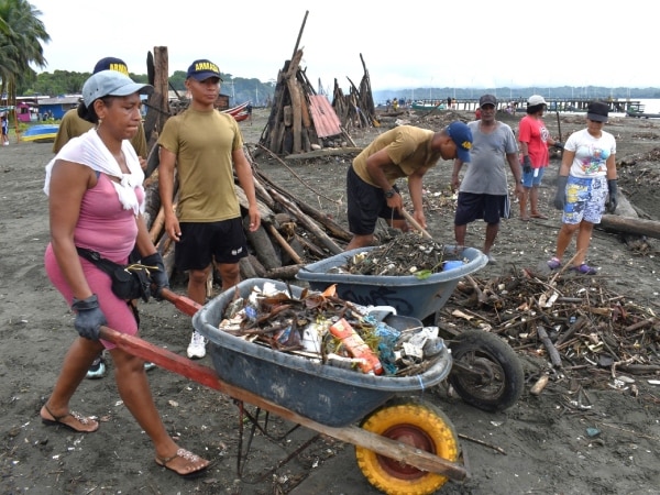 Jornada De Limpieza En Playas De Juanchaco Y Ladrilleros En Buenaventura.jpg