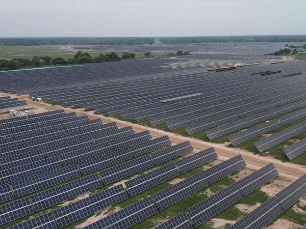 Parque Solar Mas Grande De Colombia.jpg