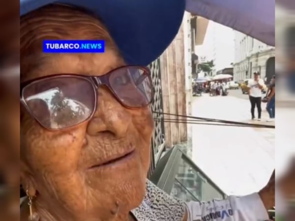 Georgina La Dulce Abuela De La Plaza De Cayzedo.jpg