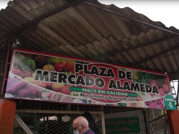 Plaza De Mercado Alameda En Cali.jpg